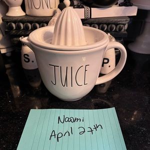 Rae dunn juicer